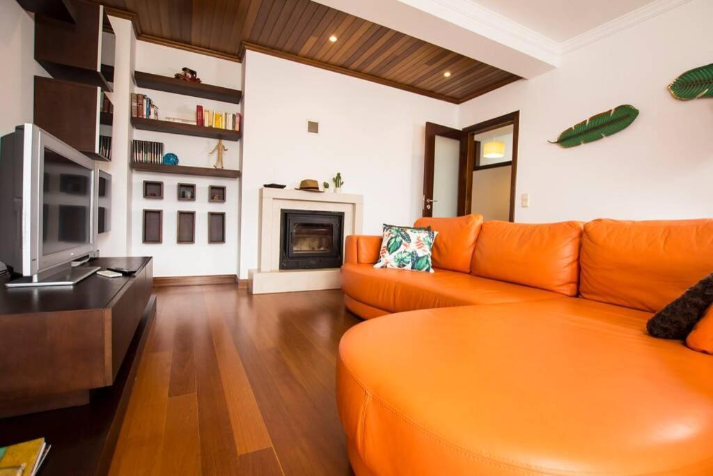 Casa Da Torre Com Garagem Gratuito Appartement Aveiro Buitenkant foto